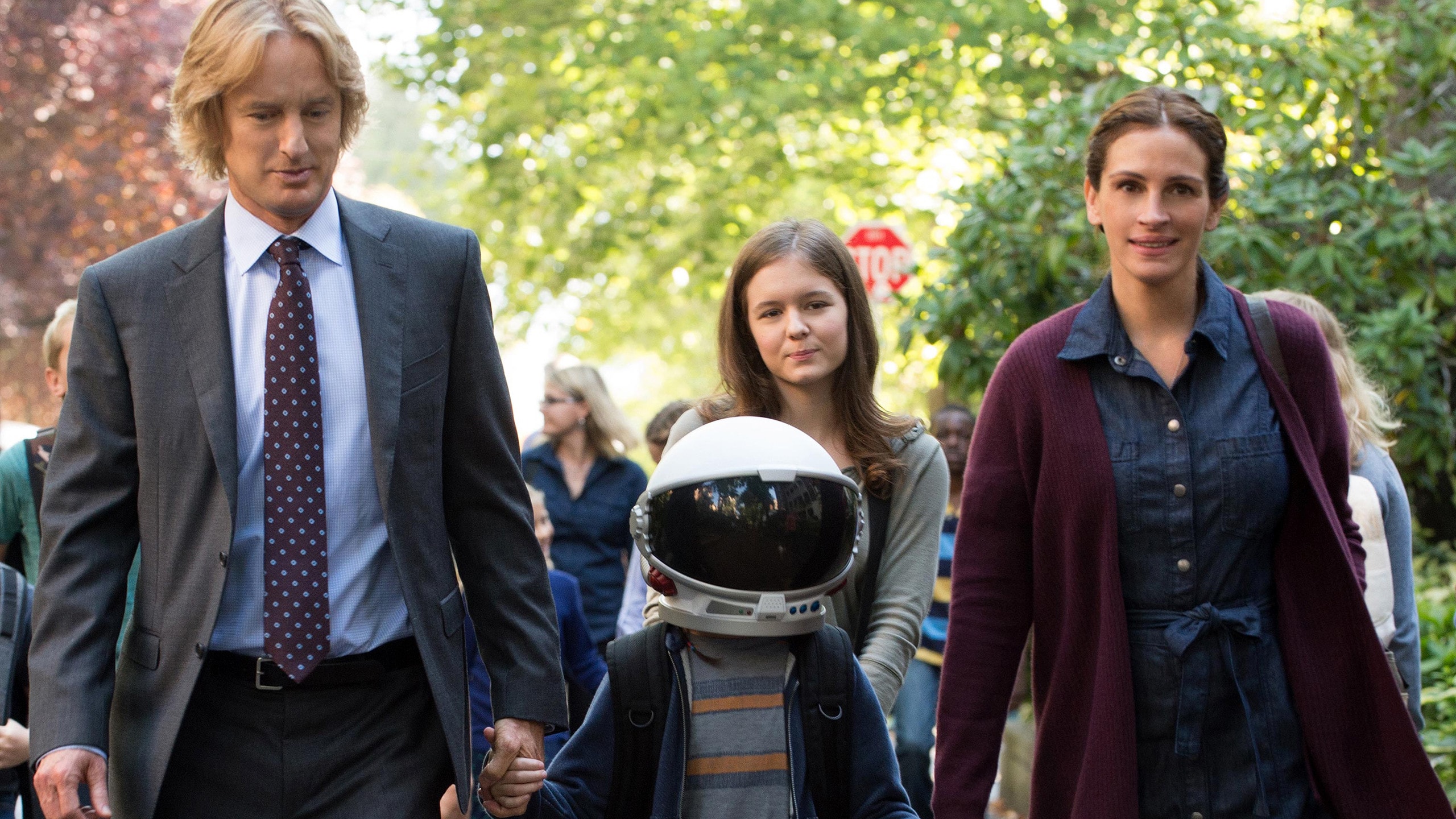Still 3 from Wonder